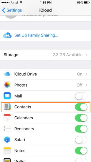 log in with apple id to Merge Duplicate Contacts on iPhone