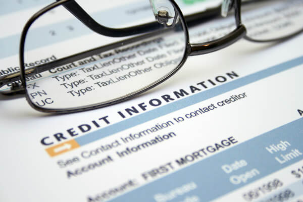 IRS identity theft: view credit reports often