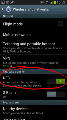 Alternar NFC para transferir música de Samsung a Samsung